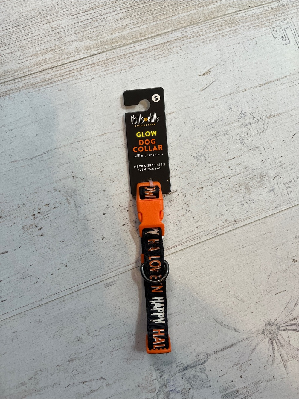 Thrills and Chills Glow in The Dark Dog Collar Happy Halloween Size Small